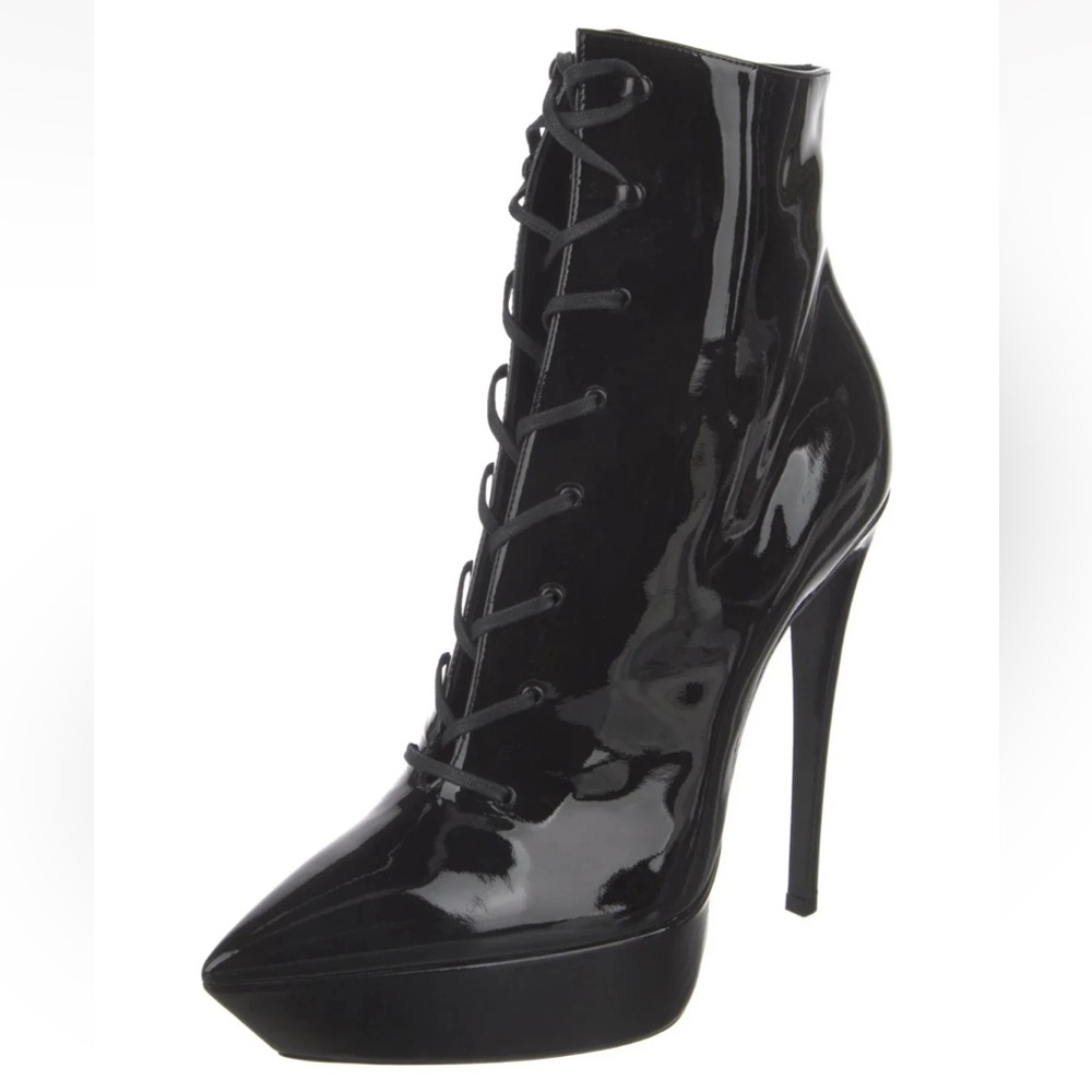 New! SAINT LAURANT PARIS 
LACE UP BOOTS 
BLACK PATENT LEATHER 
Size 39
6” Heel